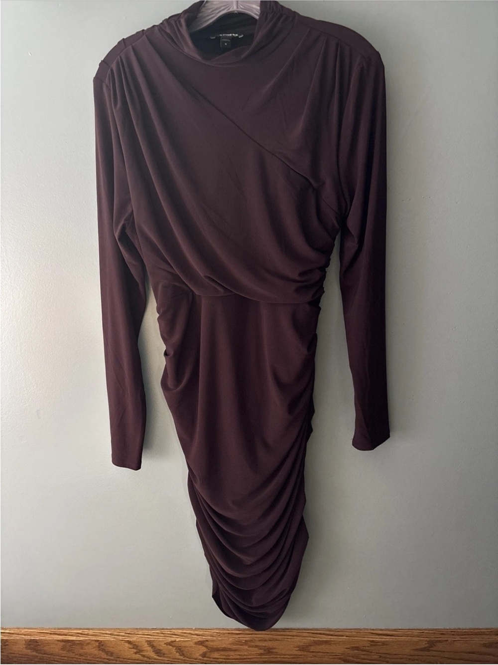Express Ruched Mock Neck Bodycon Dress Plum Open Back Stretch Size M - EUC